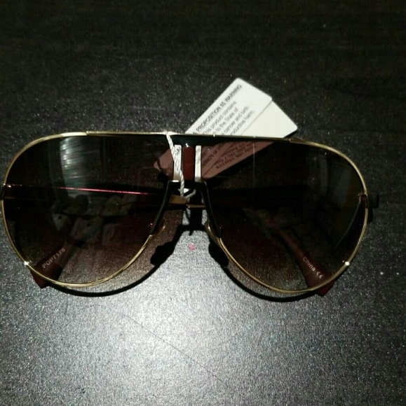 Accessories - Brand new trendy woman sunglasses
